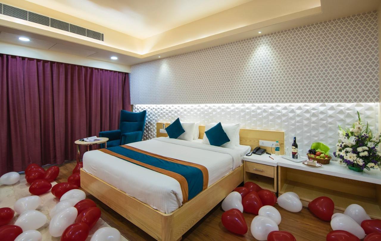 Zion - A Luxurious Hotel Bengaluru Kültér fotó