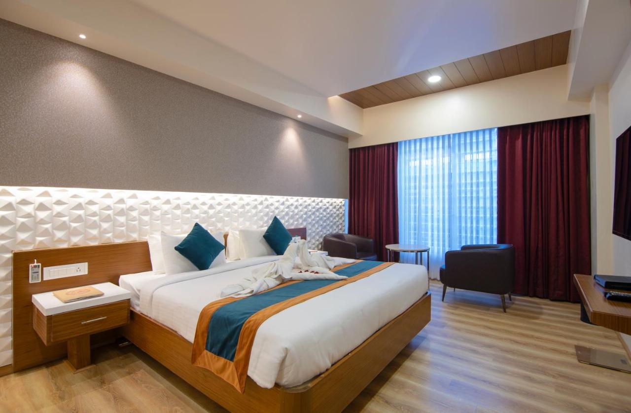 Zion - A Luxurious Hotel Bengaluru Kültér fotó