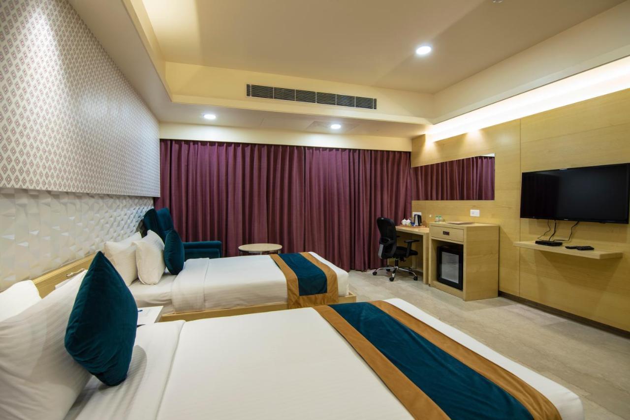 Zion - A Luxurious Hotel Bengaluru Kültér fotó