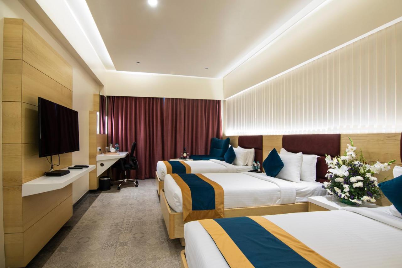 Zion - A Luxurious Hotel Bengaluru Kültér fotó